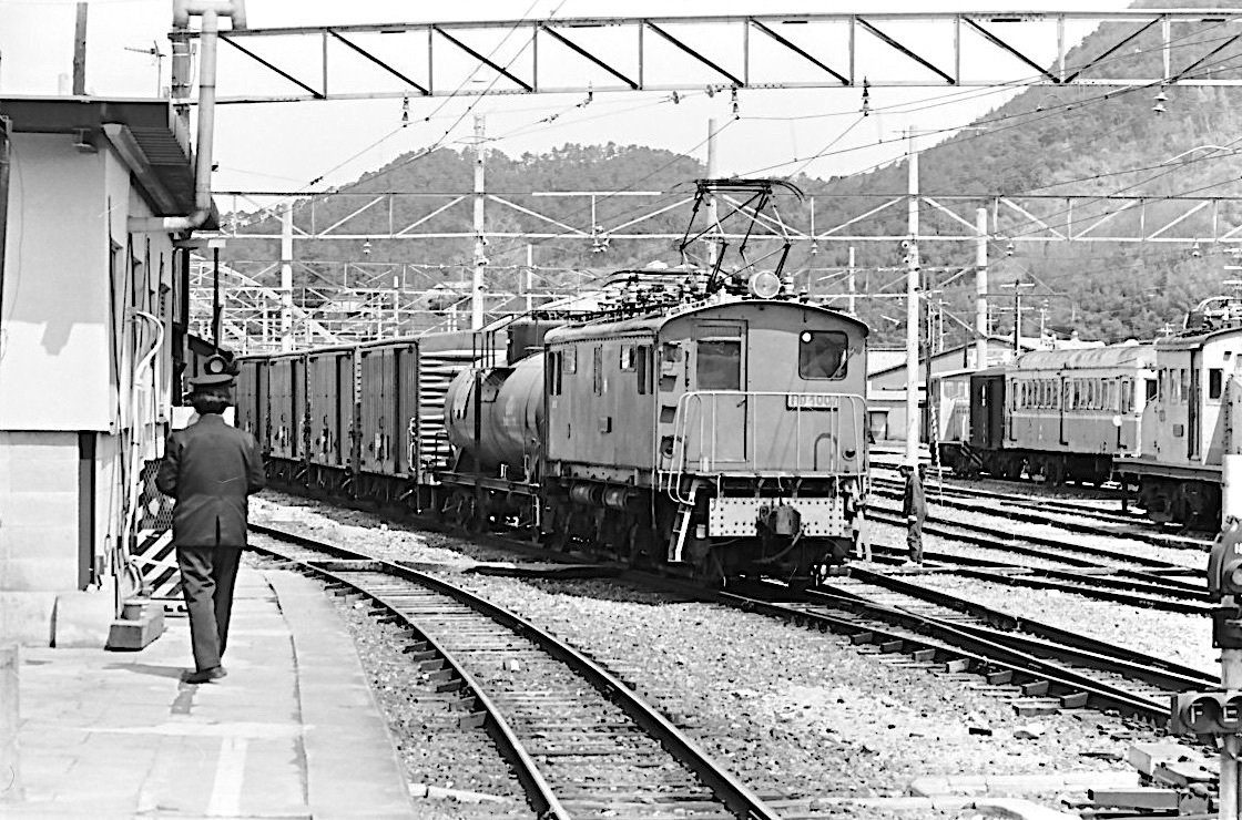 4000-3.jpg