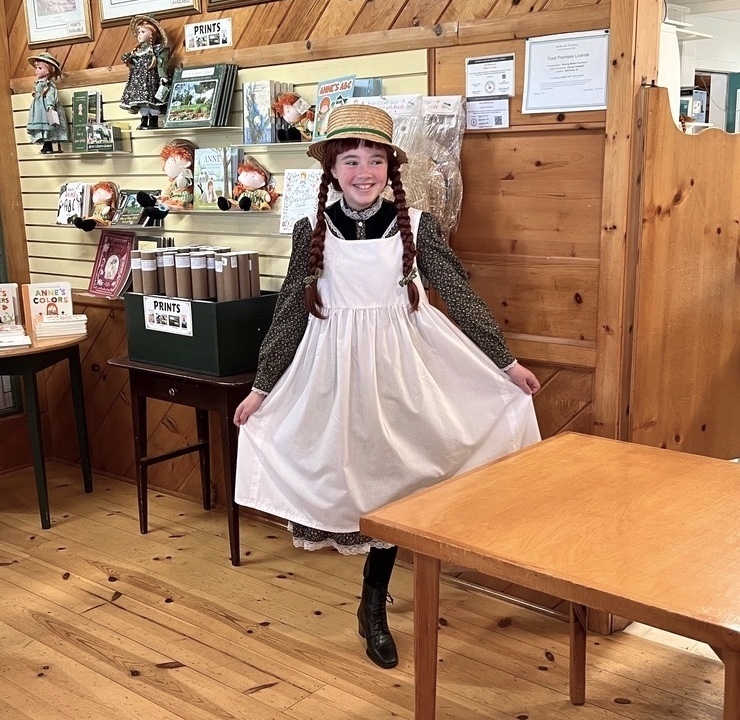 anne.jpg