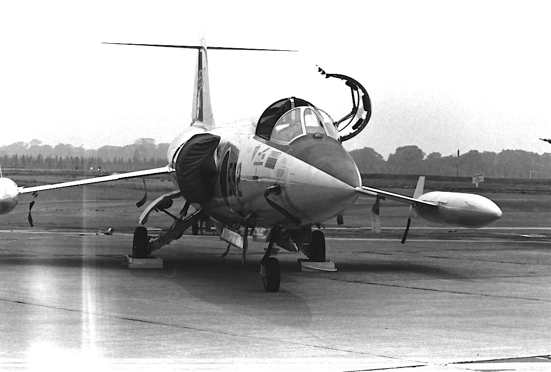 f104-1.jpg