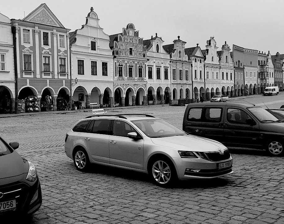 skoda3.jpg